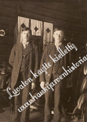 Vasemmalla Aatto Roito, oikealla Taave Peltomäki