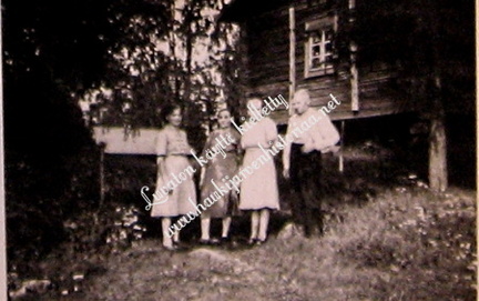 Anni Myllyoja, Jenny Ketola, Mirjam Haukipää ja Kalle Ketola Mäkelässä